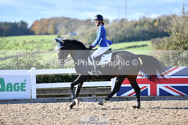 231110A-134849-00673 - Cls 5 Newcomers & 1.10m Open