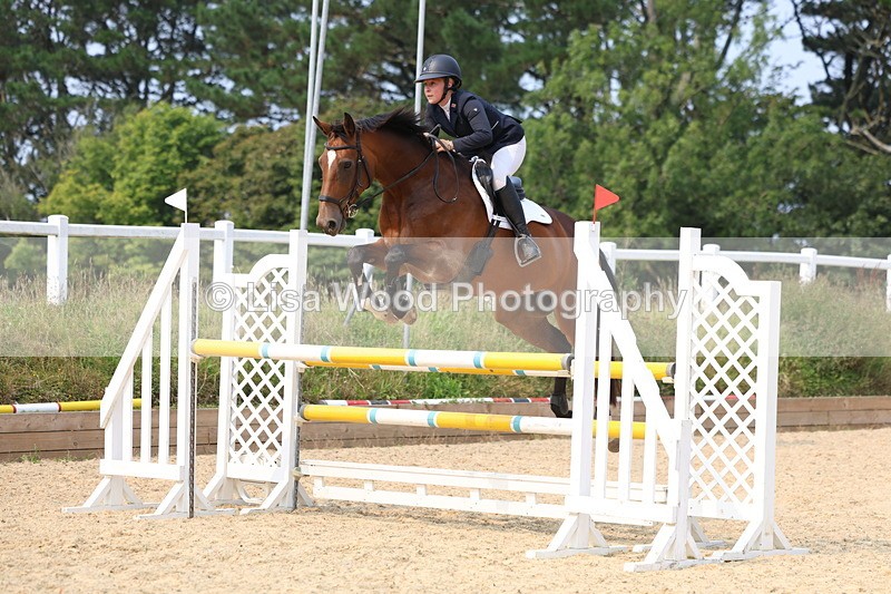 3E7A2603 - Class 8: Senior Newcomers/1.10m open