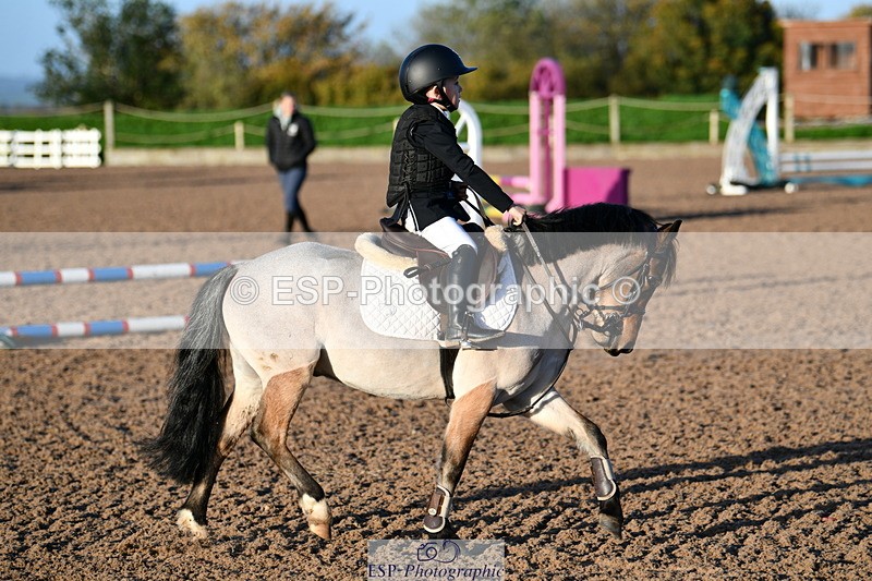 241026A-090146-00352 - SAT Cls 19 Clear Round 50cm