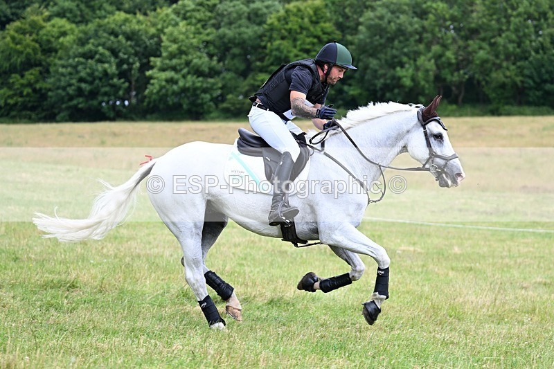 240630X-160714-10499 - 510-Gareth_Eva-BALLINACOURTY_BOY_TWO