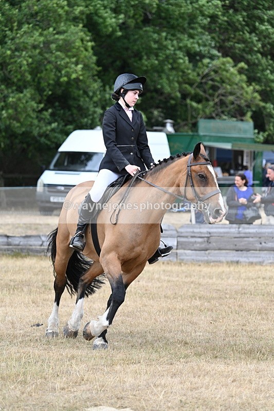 WJ7_1226 - Class 8 Ridden Veterans