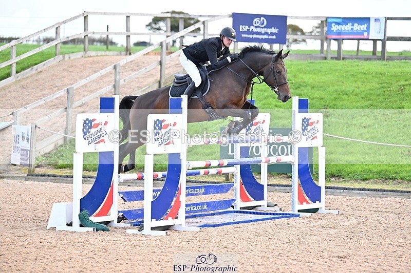 251005-101129-02691 - Cls 15 Foxhunter and 1.20m