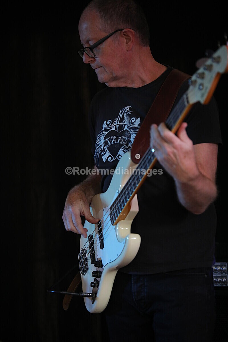 FOLK N BLUES-335 - FOLK and BLUES SEPT 2022