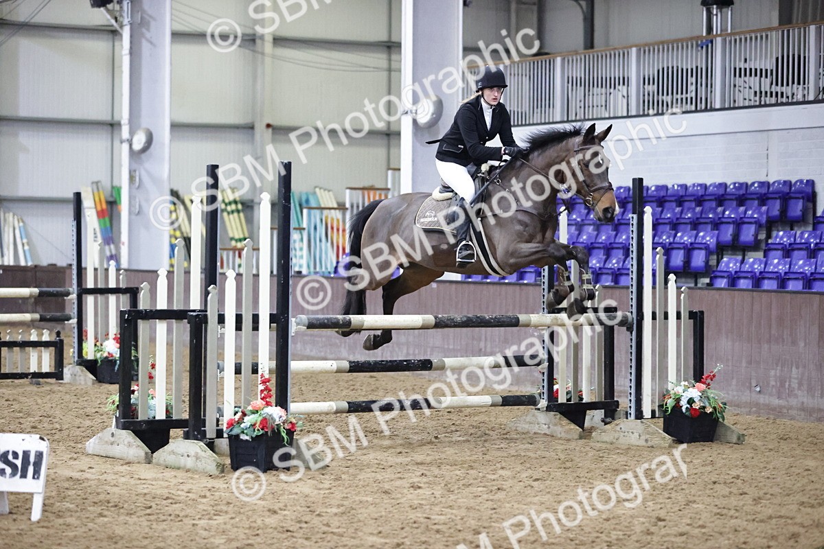 SBM_000588 - Class 3 - Nupafeed Supplements Senior Discovery/ 1m Open