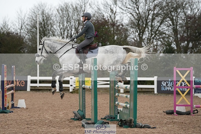 251109-114002-03600 - Cls 20 Newcomers and 1.10m Open