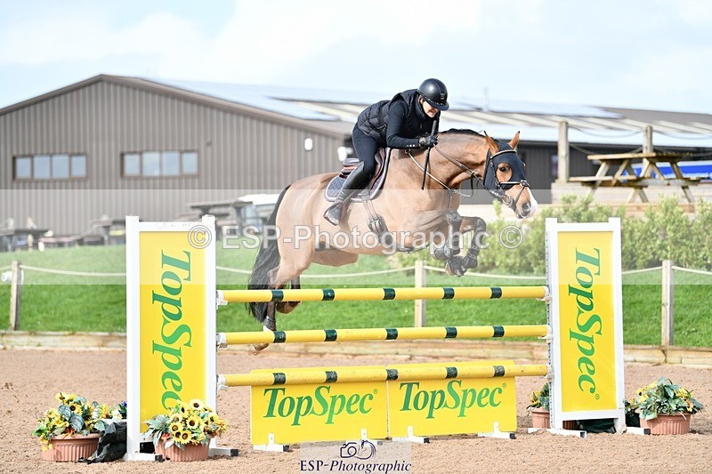260313-123949-01555 - Cls 3 + 4 Snr Foxhunter and 1.20m Open