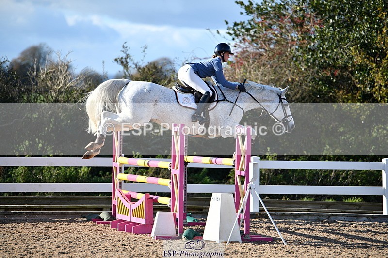 231110A-145432-00926 - Cls 6 Foxhunter & 1.20m Open