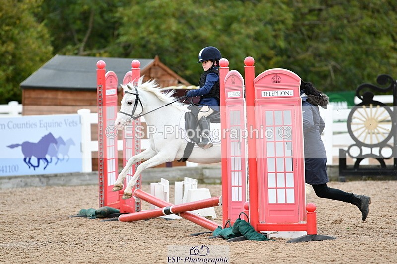 241013B-094542-00259 - Cls 1 Clear Round