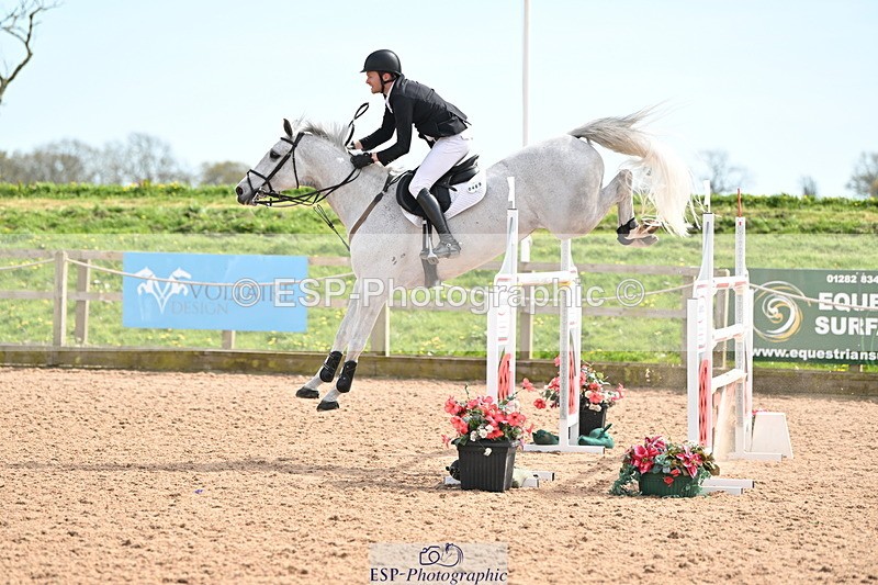 240418A-144357-04514 - Cls 9, 2 Star Big Tour 1.40m