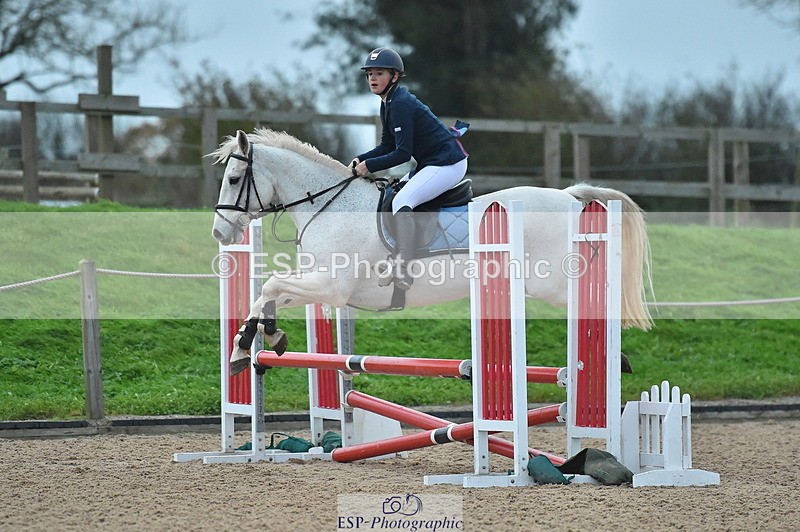 231119A-095404-04467 - Sun Cls 17+18 Club and Schools 70cm