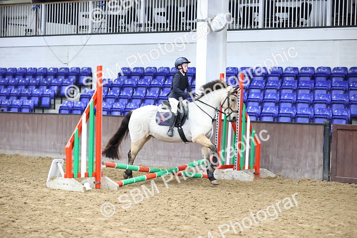 SBM_000121 - Class 2 - The Rug Lady 40cm Area 12 Championship Qualifier