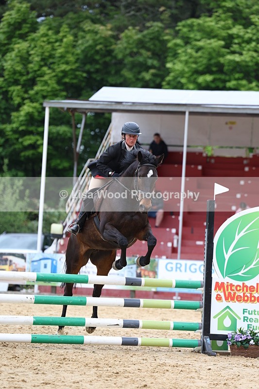 3E7A6146 - Class 4: Senior British Novice/90cm open