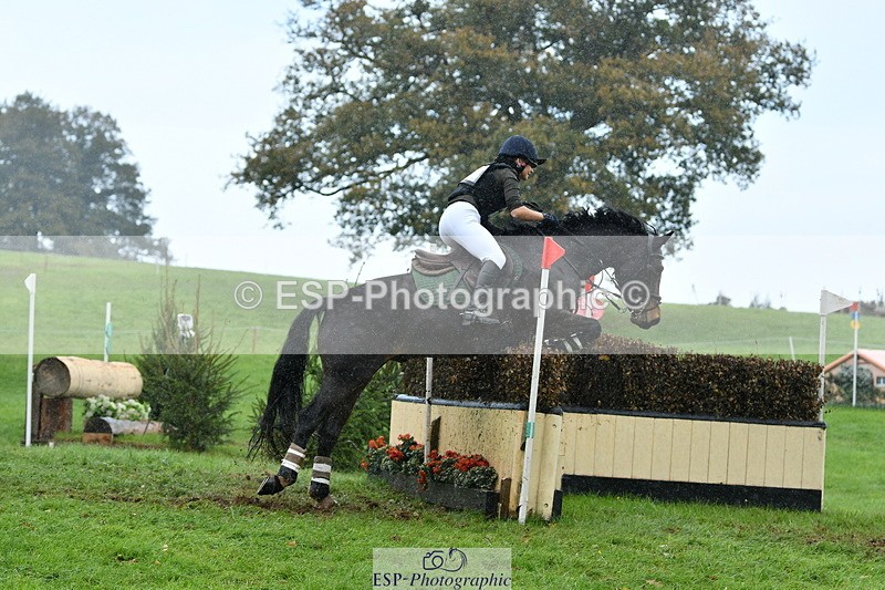 251025A-133323-20034 - F-471-Charlotte.Grant