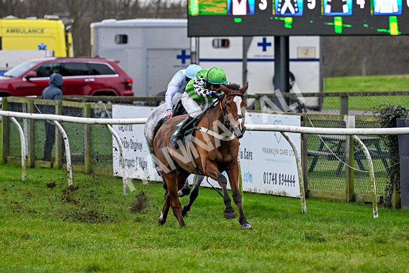 210126-Race 1-Ladronne-3267 - Race 1