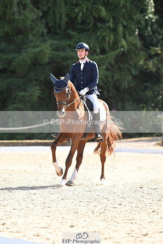 250808A-164158-02150 - 153-Angus.Corrie-DeaneVeyron.II