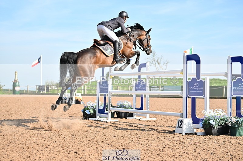 240510A-171158-09405 - Cls 24 National 1.40m Open