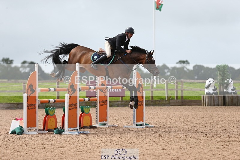 230812A-122841-08995 - Cls 32 Foxhunter