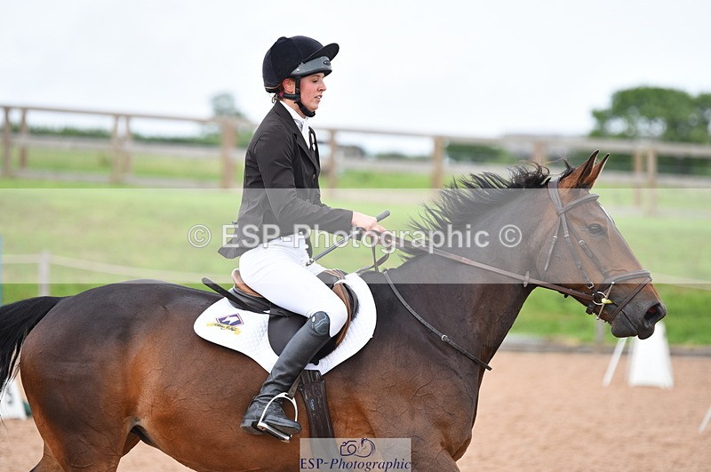 230711A-170032-00136 - 70cm