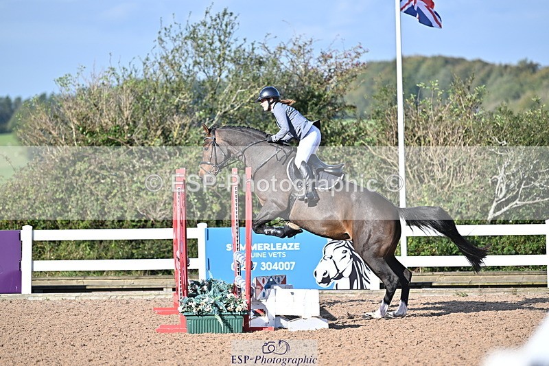 241004A-101500-01068 - Fri 07 Snr Brit Nov & 90cm Open