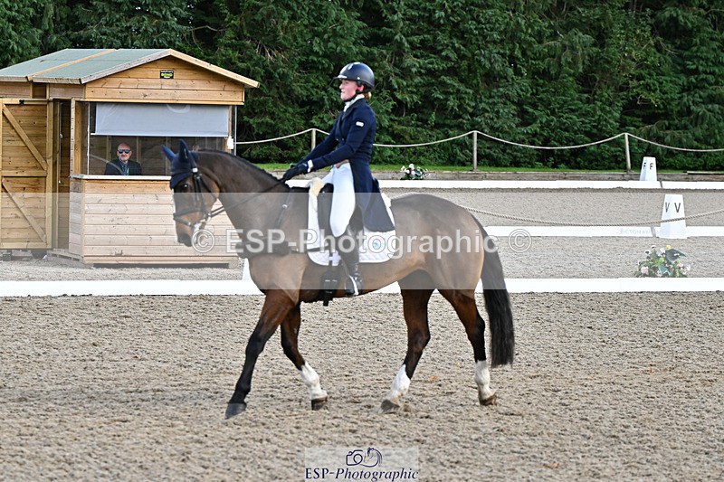 241023-151702-00506 - 109-Amber.Williams-THE.EMERALD.LILY