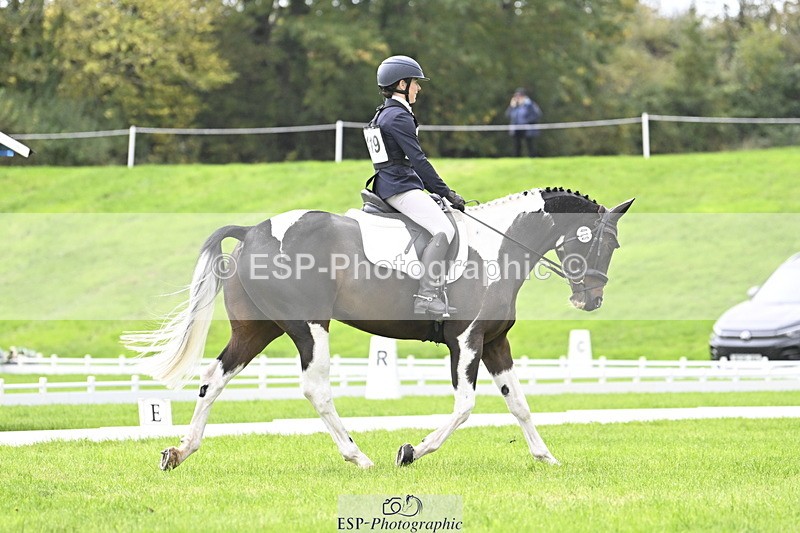 251023A-120453-04005 - F-419-Helen.du.Heaume