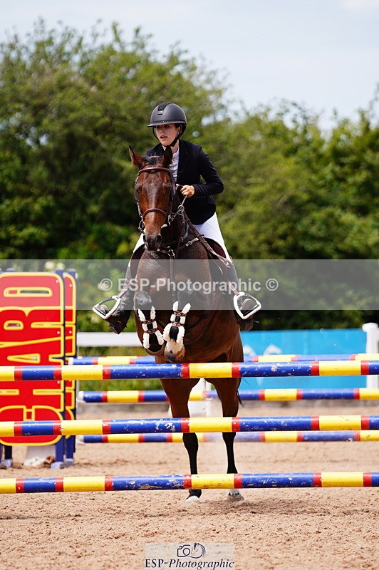 240629A-130154-05536 - Cls 18 Newcomers and 1m Open