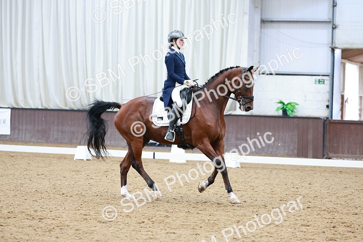 SBM_016401 - Class 5 - FEI INT II - 17.24-18.20