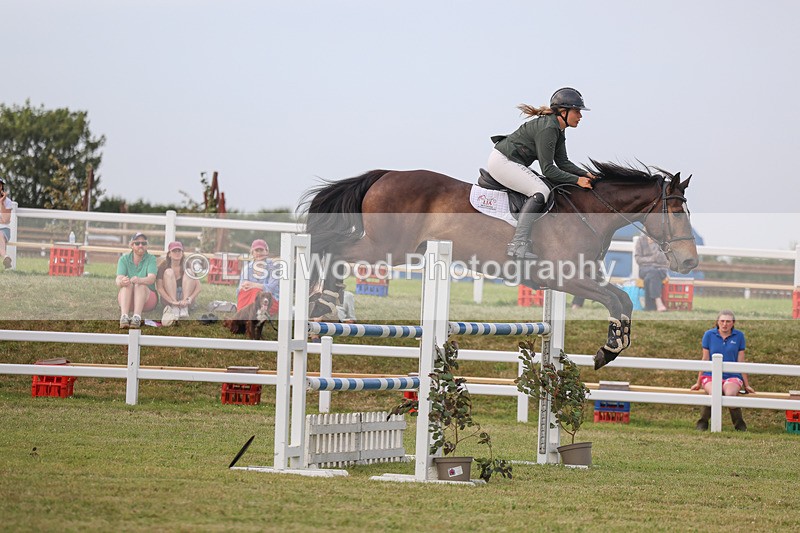 3E7A1131 - Class D: Showjumping Senior Newcomers/1.10m open