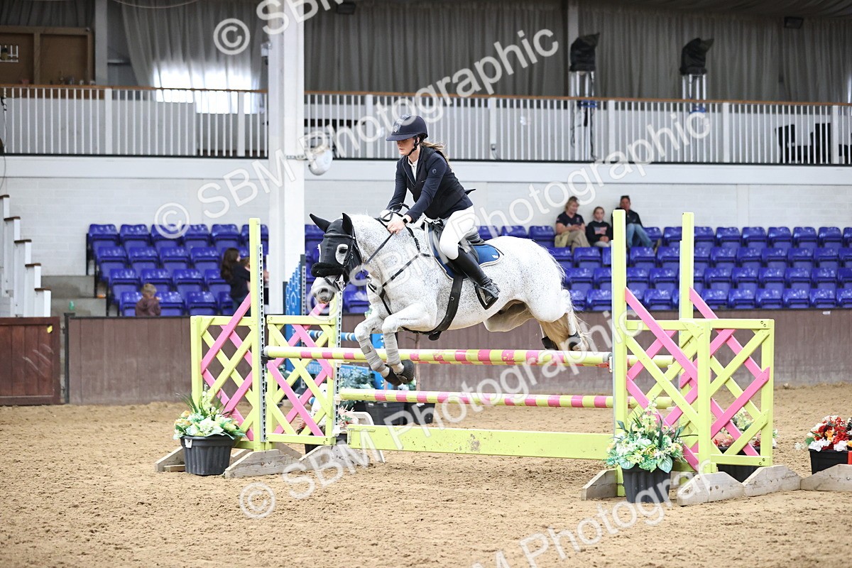 SBM_003003 - Class 13 - Blue Chip Pony Newcomers 1.00m Open