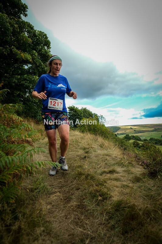 DSCF5425 - Reeth Fell race seniors