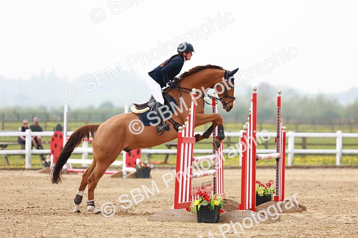  - Class 18 - Senior Newcomers - 1.10m