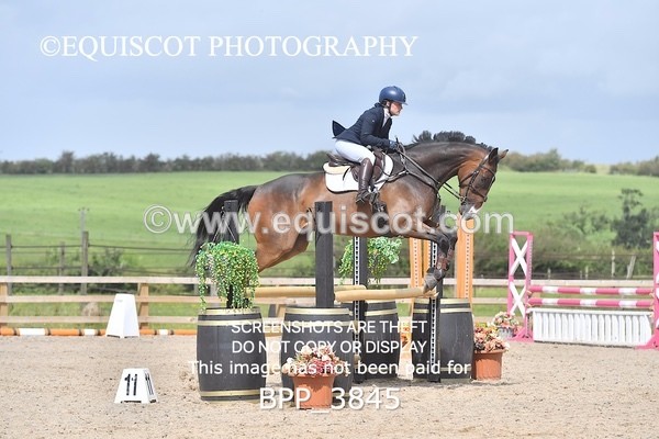 BPP_3845 - CLASS 6 Senior Discovery/ 1m Open