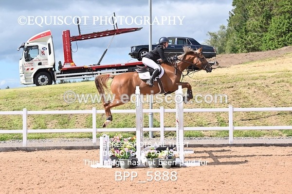 BPP_5888 - CLASS 10 THURS Nupafeeds Senior Dicovery/1m open