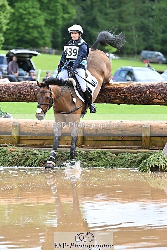 240526-132406-22837 - 439-HILDARE_EASTON_D'ECLIPSE-Danielle_Mccormack