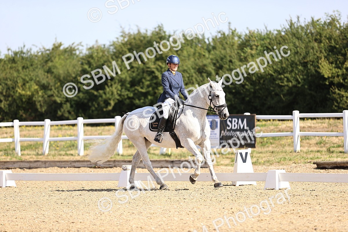 SBM_008693 - Novice 5 - 08.30-9.33