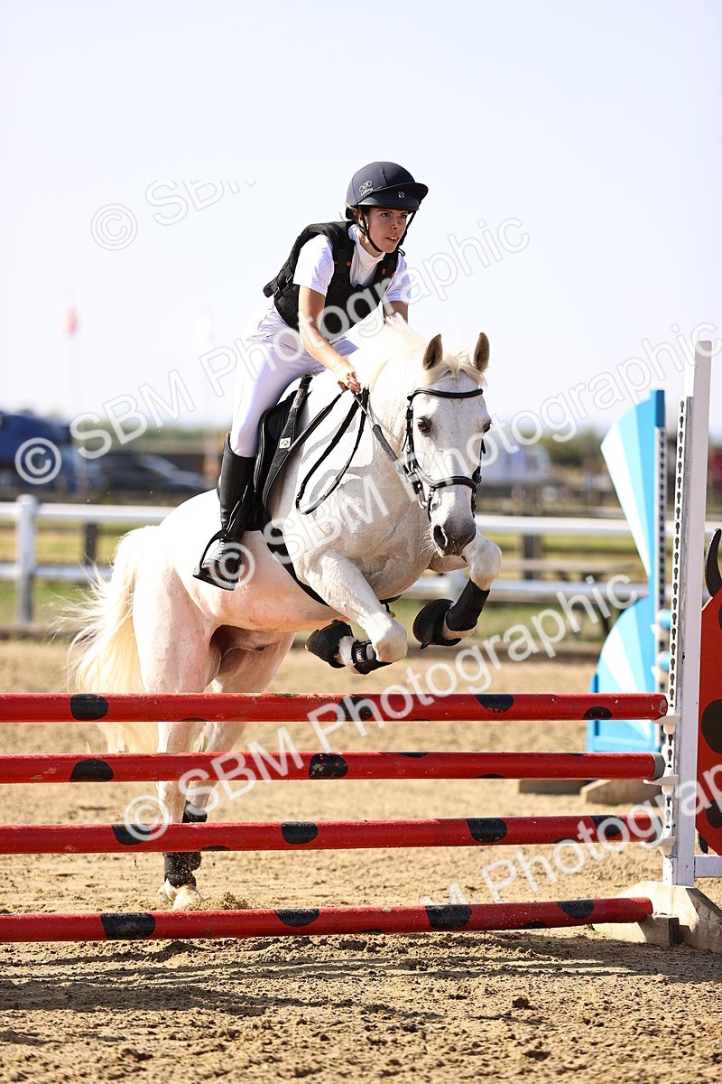 SBM_005597 - Class 8 - Clear Round