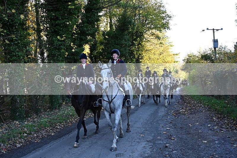 WJ6_9689 - Walk Home