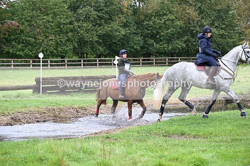 WJ6_2828 - Time at Photographer 11:01 to 11:20