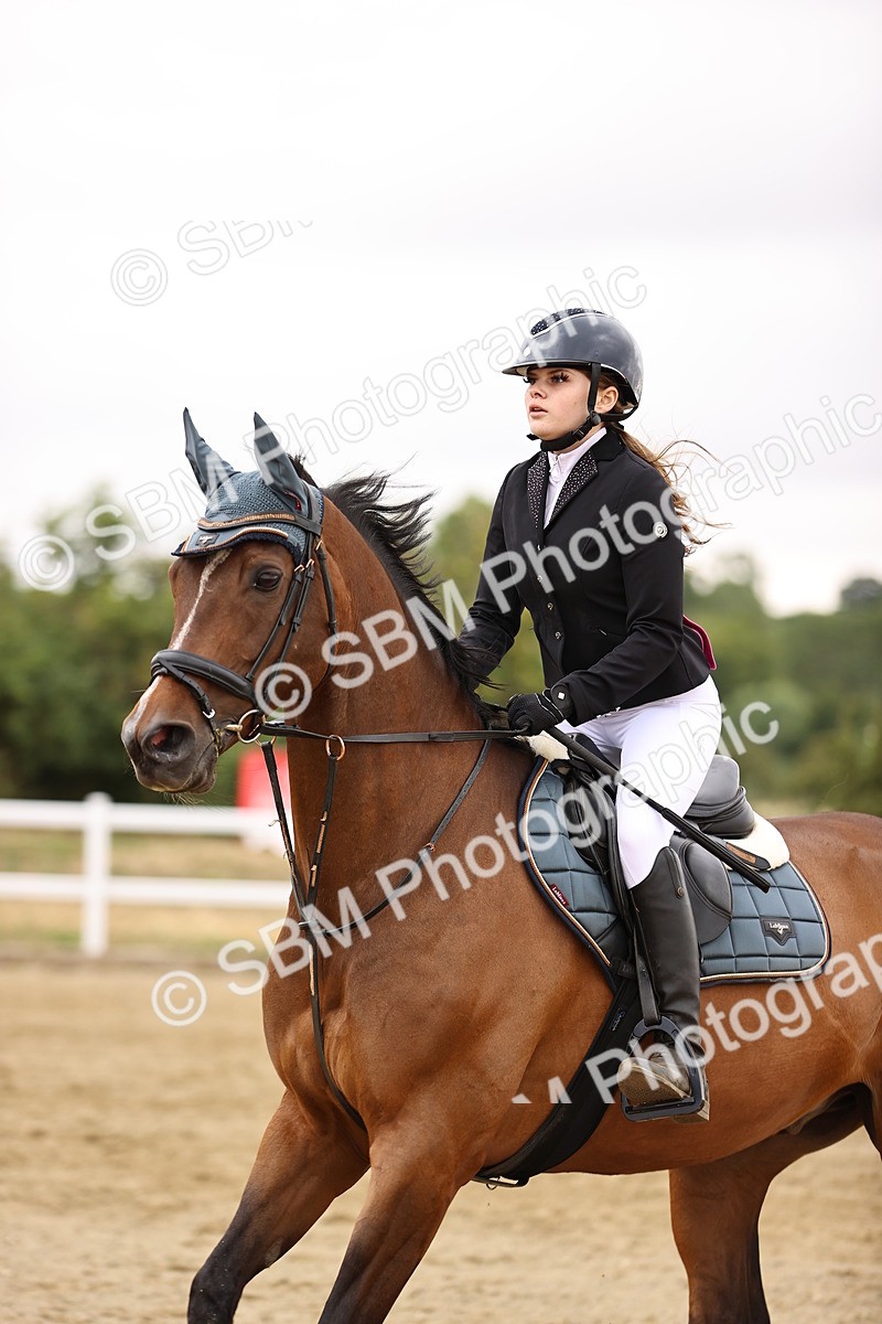 SBM_024455 - Class 8 - Clear Round