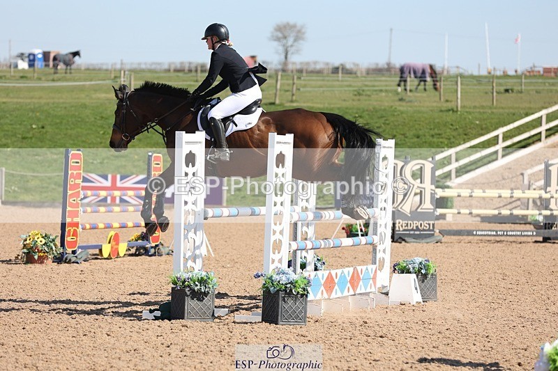 250402-114855-00396 - Cls 4 Newcomers and 1.10m Open