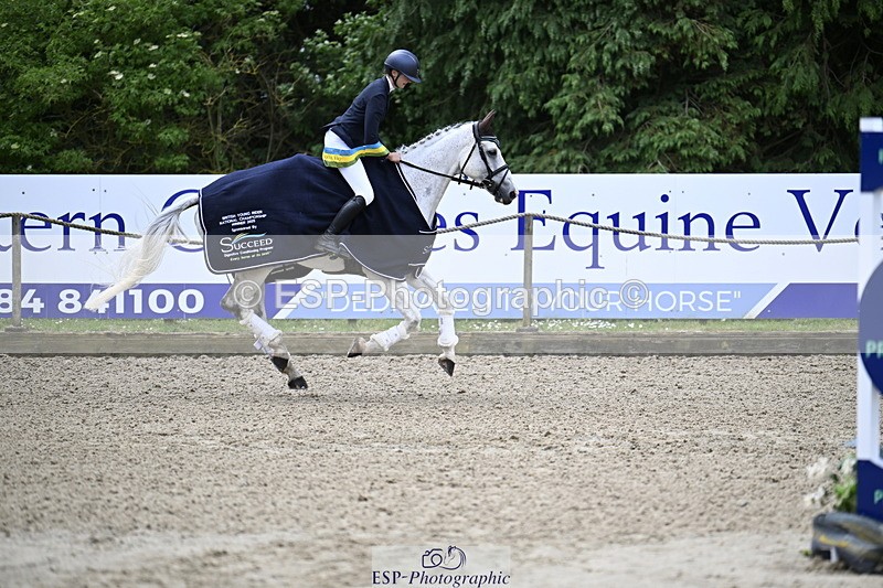 250525A-110309-15675 - Presentations Section A British Young Rider 3 Star