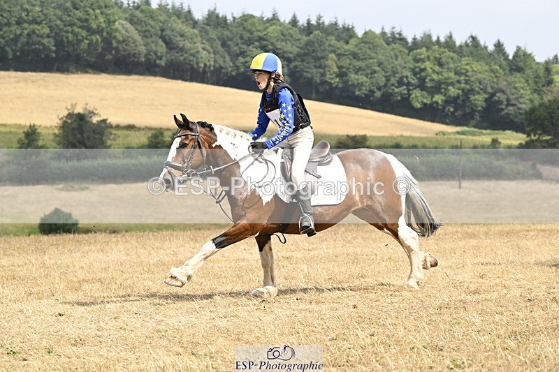 250824A-125251-36526 - 2010-Freya.Hallam-Deakin-Tommy