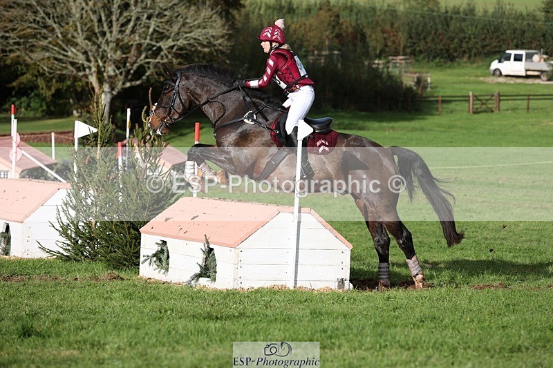 231021-154253-20435 - 500-HARLYN.CONNOR-Kerryann.Dunstan-SC+XC