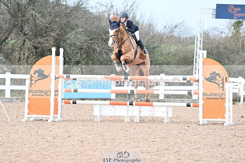 231208A-134153-00966 - Cls 6 Foxhunter & 1.20m Open