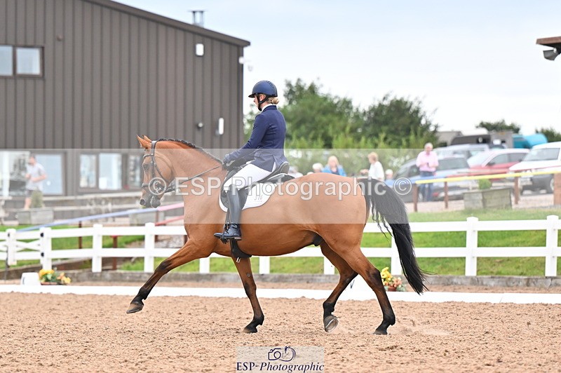 240817A-154447-10352 - 316-Hannah.Drinkwater-Sonnetti