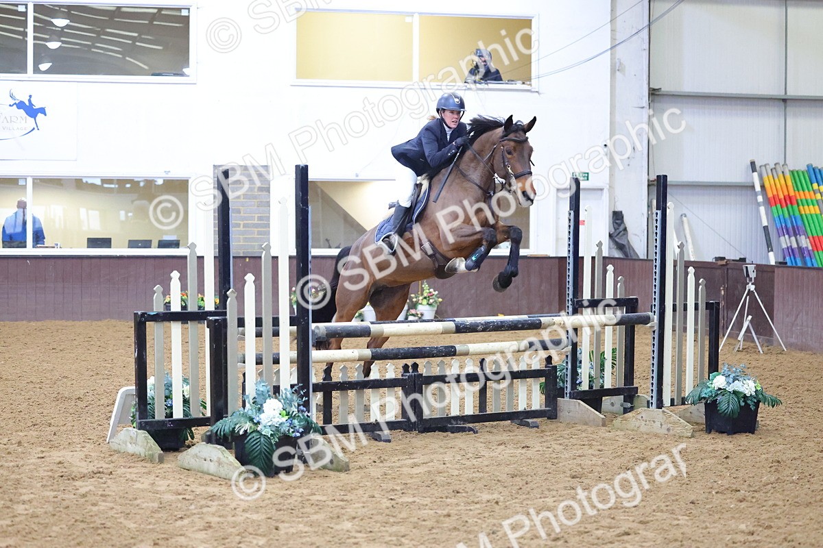 SBM_008548 - Class 21 - Nupafeed Supplements Senior Discovery/ 1m Open - First Round (1.00m)