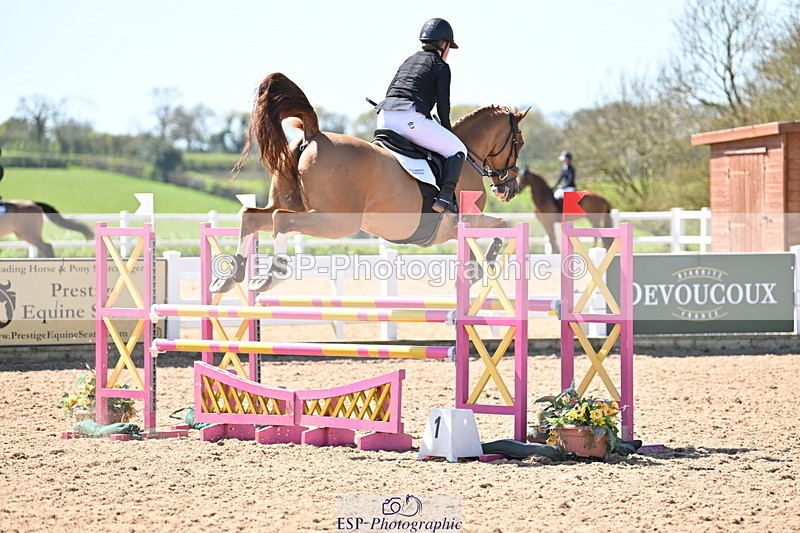 240420A-120424-10704 - Cls 15, 1 Star Bronze Tour 1.15m