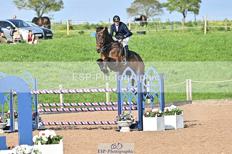 240509A-174018-03601 - Cls 12 Chard Equ Speed Derby