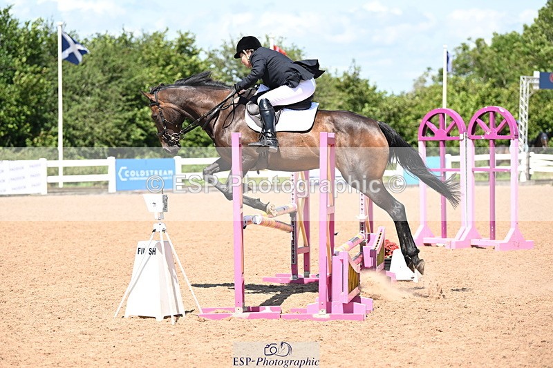 240728A-122712-08527 - Cls 32 85cm Amateur Qualifier