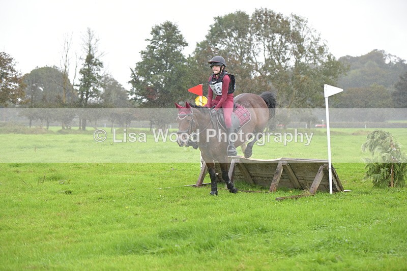 RAY_9326 - Class 1: 65cm: Ski Jump